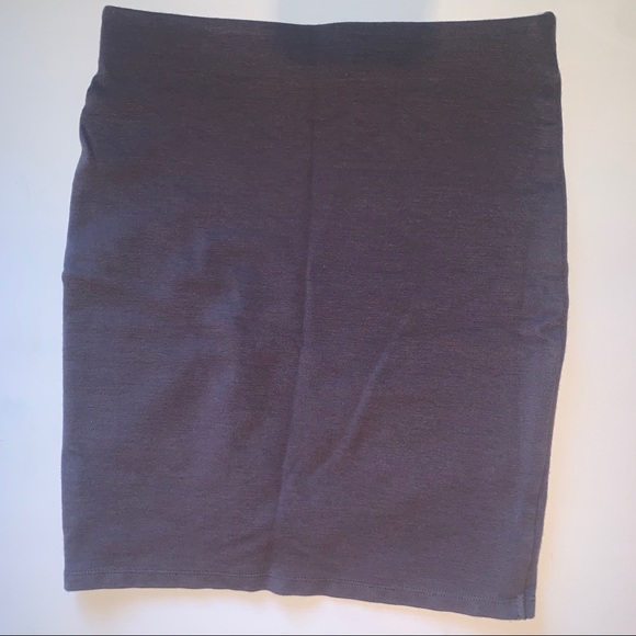 2 for $20 Aritzia Grey Skirt - Picture 5 of 6